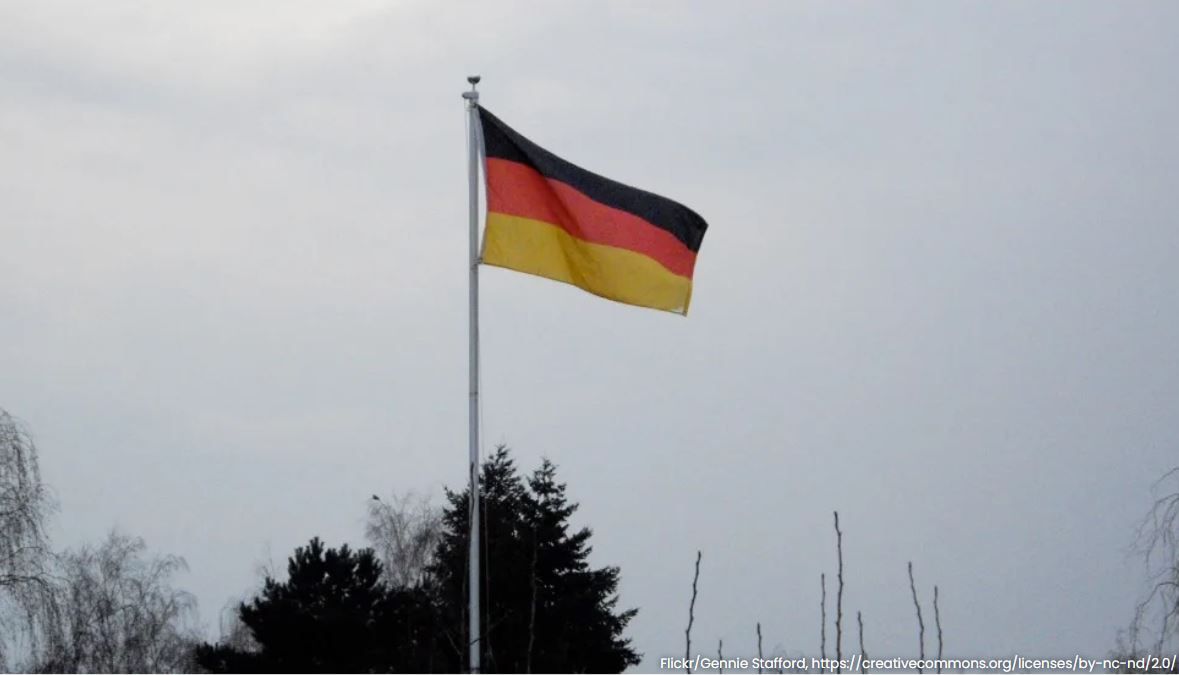 niemcy flaga chmury