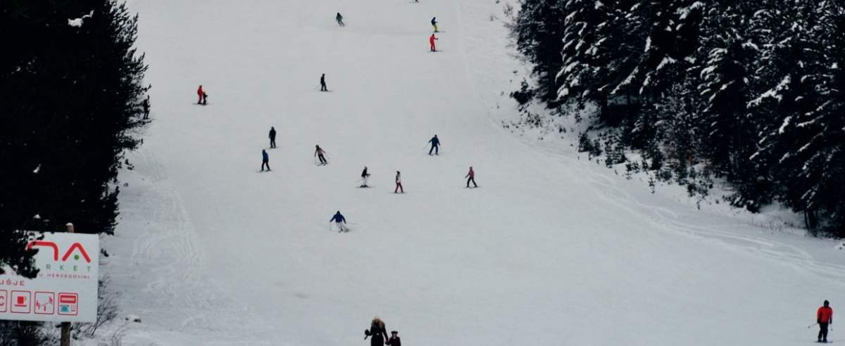 stoki narciarskie prawdziwe tłumy