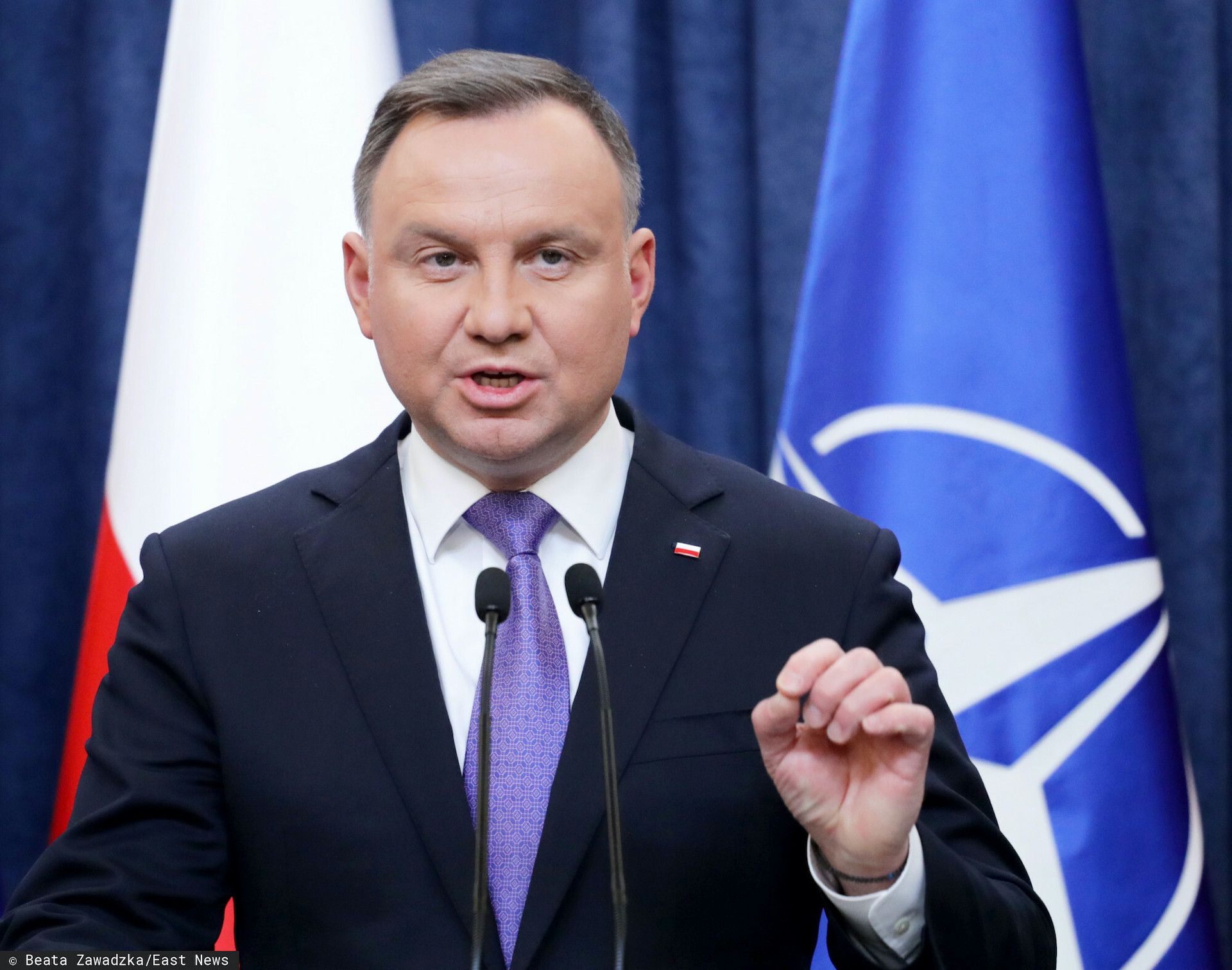 Apel do Andrzeja Dudy ws. Gerharda Schröder odznaczonego Orderem Orła Białego 