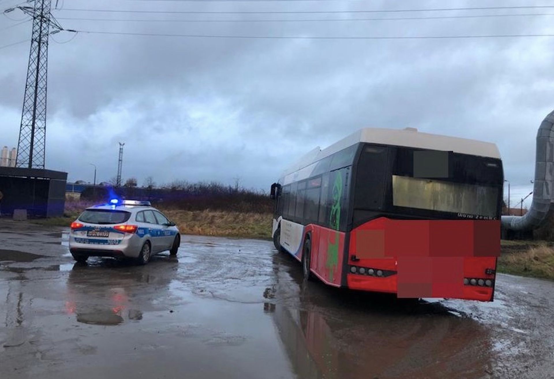Kierowca autobusu wiózł pasażerów pod wpływem narkotyków