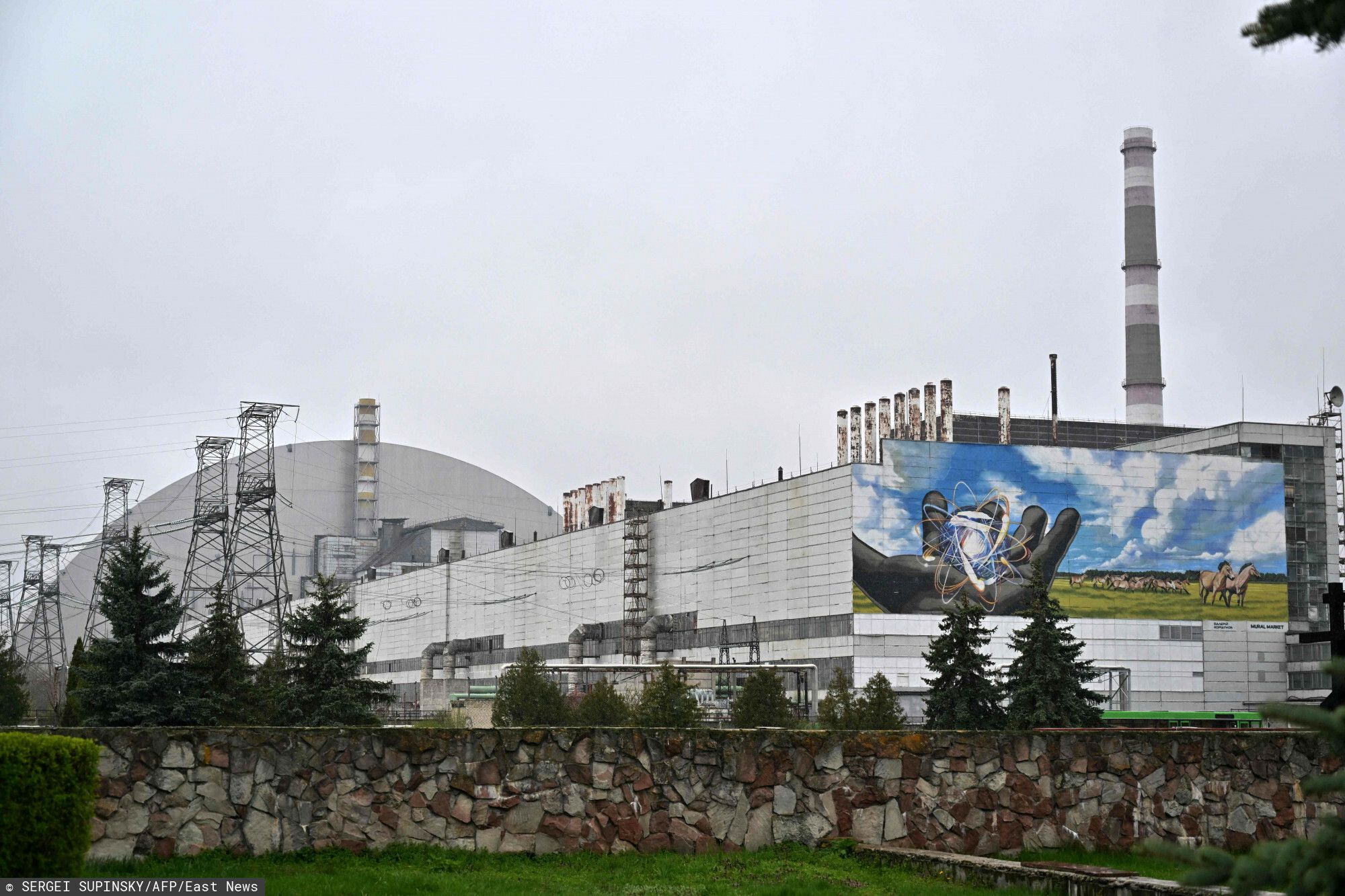 Ukraiński resort alarmuje: rosyjski miny grożą poważnymi pożarami wokół Czarnobyla