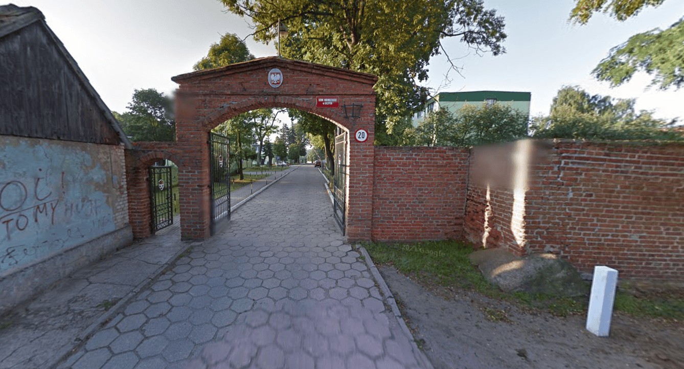 Po 60 urodzinach wyprawionych w budynku szkoły w Skępem, starosta lipnowski może mieć niemałe kłopoty.