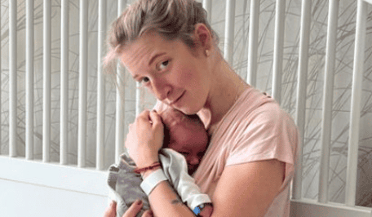 Lara Gessler pokazała swój brzuch dwa tygodnie po porodzie. Teraz zadba o swoje krocze