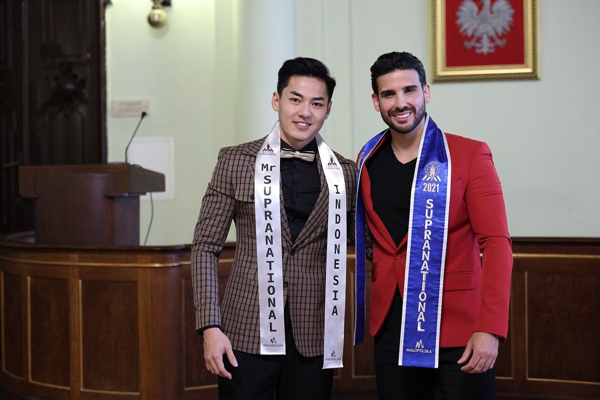 Mister Supranational 2022 ceremonia wreczenia szarf 