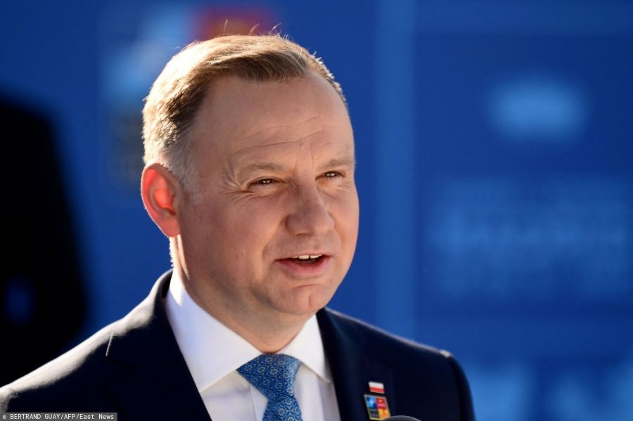 Wakacje kredytowe pod wielkim znakiem zapytania. Andrzej Duda rozważa skierowanie ustawy do Trybunału Julii Przyłębskiej