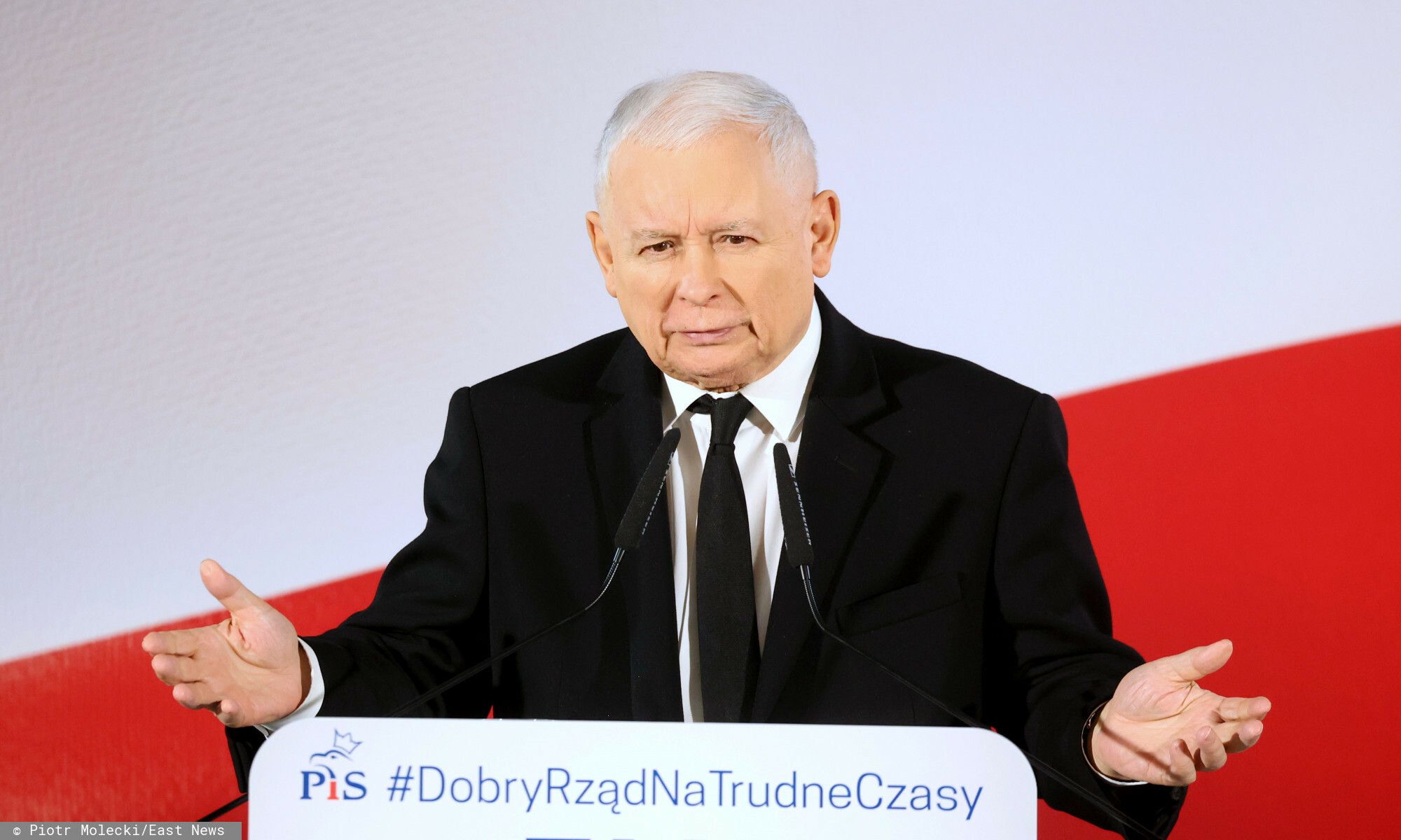 Jarosław Kaczyński zapewnił, iż 13 i 14 emerytura nie zostaną zabrane.
